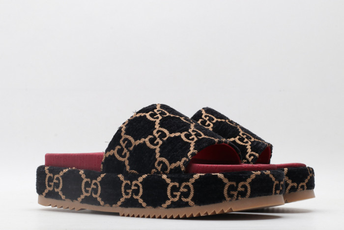 guc sandal