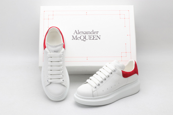 alex mcqu sneakers