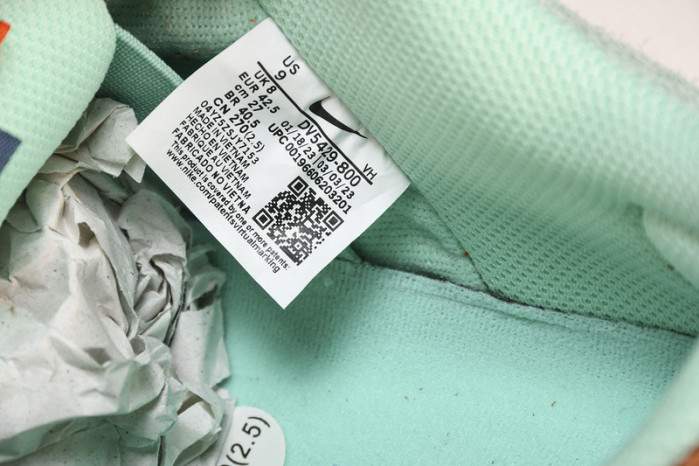 nike sb dunk low “noise aqua” dv5429-800