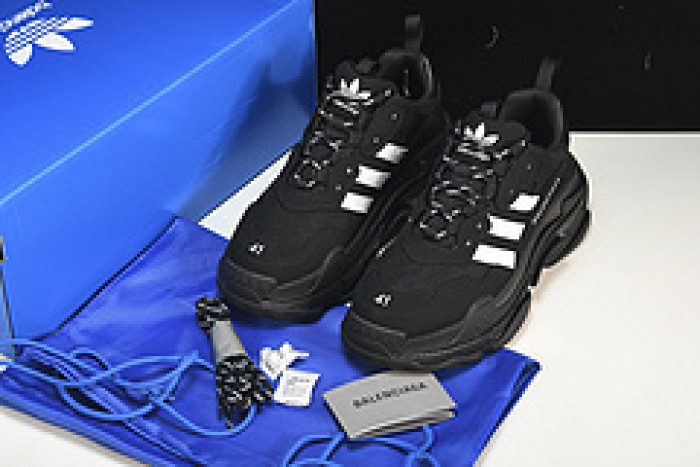 bl triple s trainers sneakers bts-10