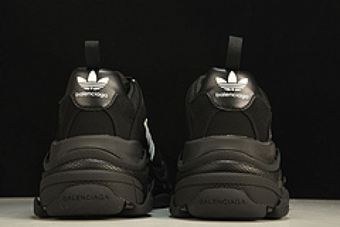 bl triple s trainers sneakers bts-10