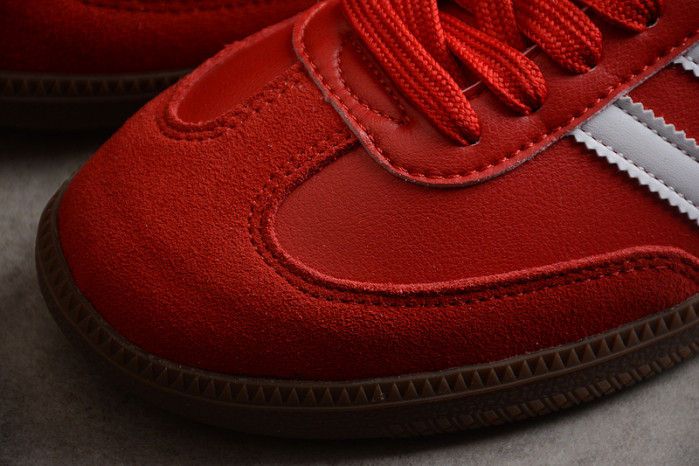 ad low-top sneaker 23031318