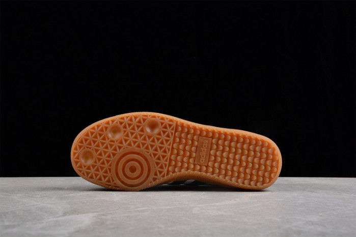 ad low-top sneaker 2303137