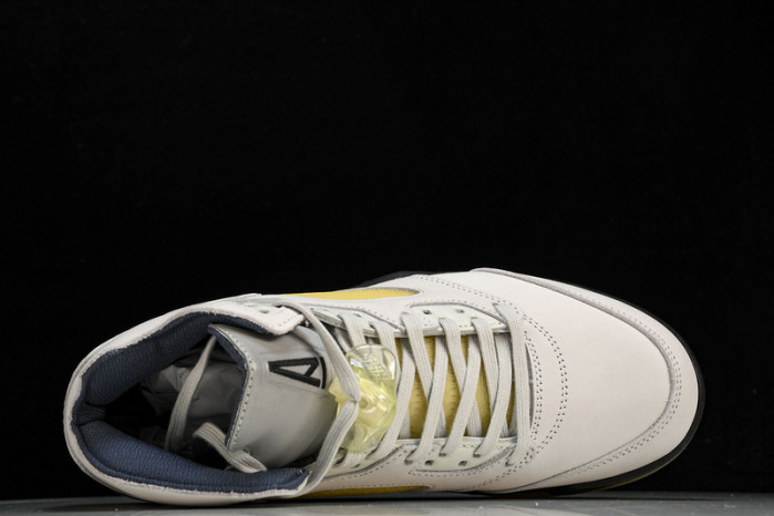 a ma maniere x air jordan 5 “diffused blue x aj5 fz5758-004