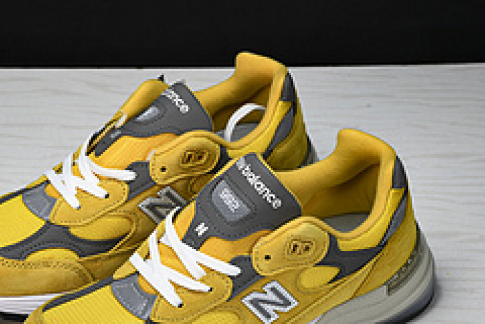 new balance 992 yellow grey m992bb