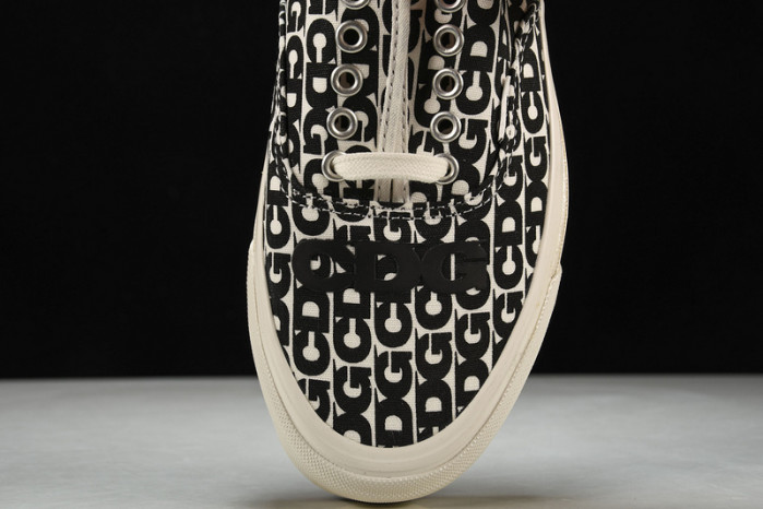 comme des garcons x authentic 