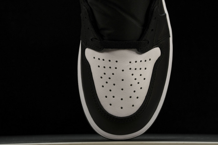 air jordan 1 high og “reverse panda” dz5485-010