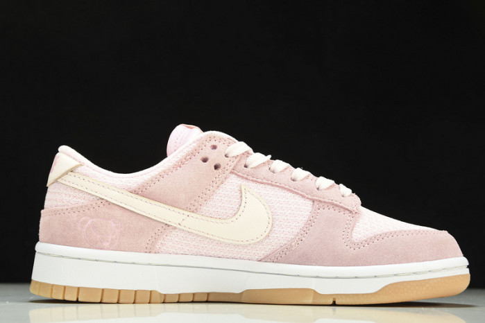 nike dunk low teddy bear dz5318-640