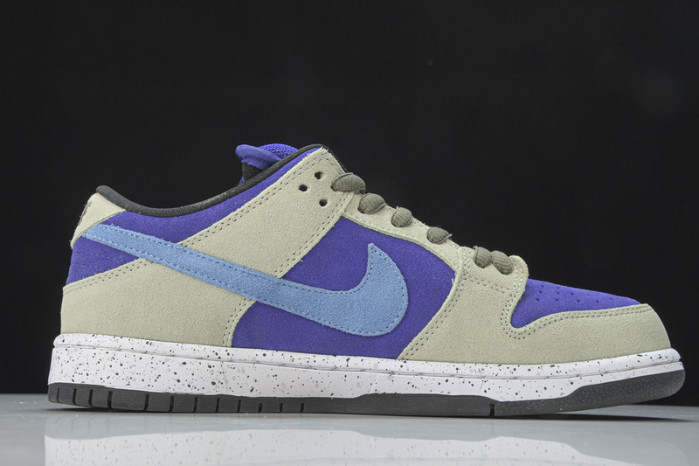 nike dunk low sb celadon bq6817-301