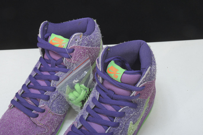 nike sb dunk high reverse skunk 420 cw9971-500