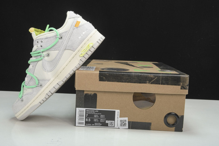 nike dunk low of lot 14 of 50 dj0950-106