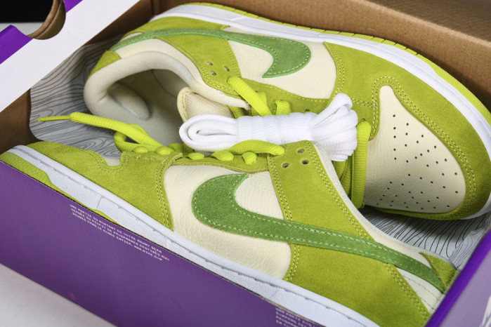 nike sb dunk low green apple dm0807-300