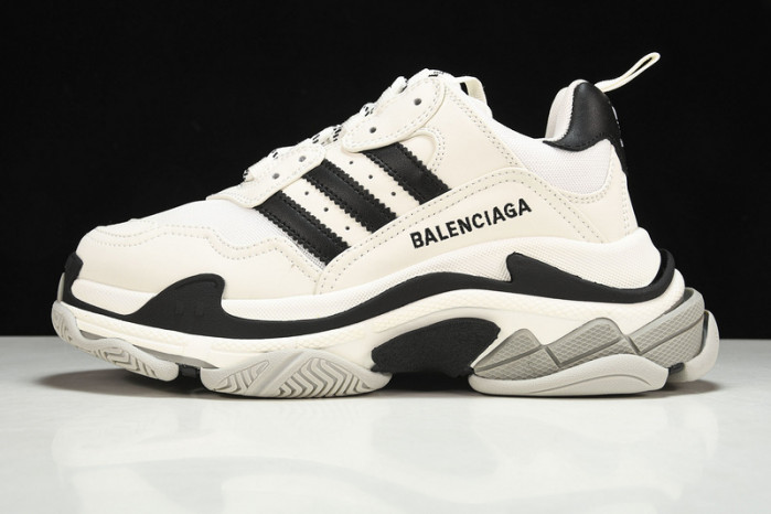 bl triple s trainers sneakers bts-04