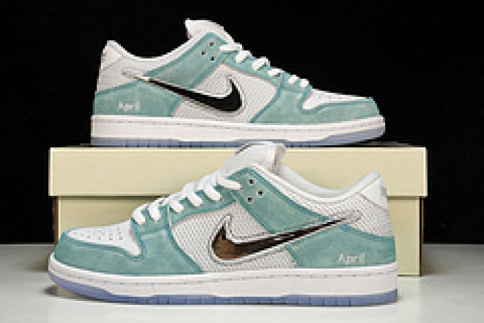 nike sb dunk low april skateboards fd2562-400