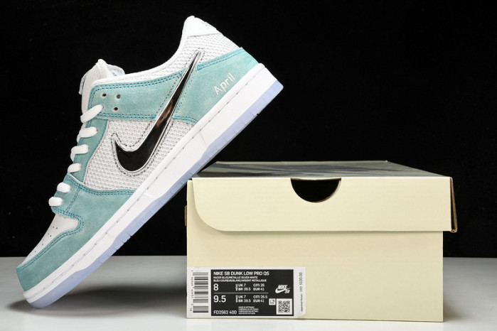 nike sb dunk low april skateboards fd2562-400