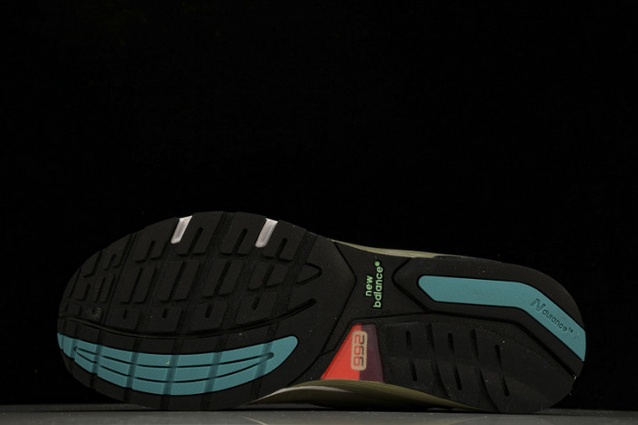 wtaps x new balance 992“olive drab“ m992wt