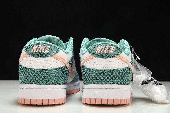 nike dunk low “snakeskin” dr8577-300