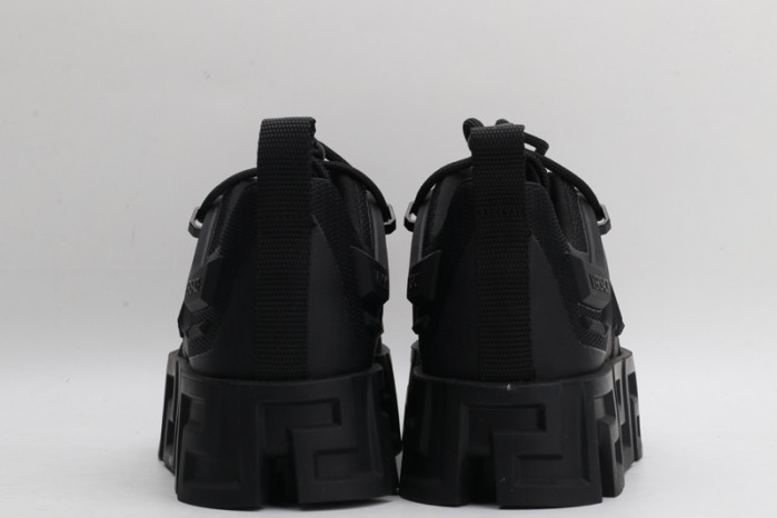 vse chain reaction black sneaker