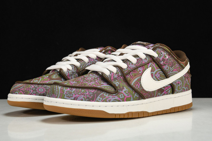 nike sb dunk low “paisley” dh7534-200