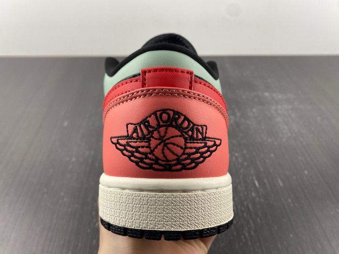 jordan 1 retro low se black multi-color dn3739-060