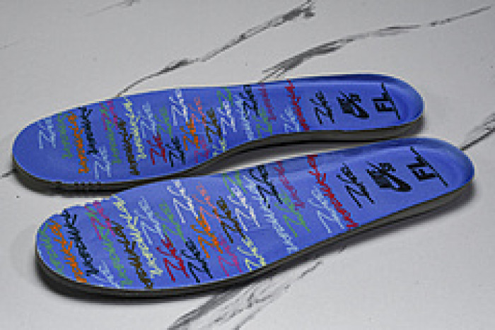 nike sb dunk low futura laboratories bleached aqua hf6061-400