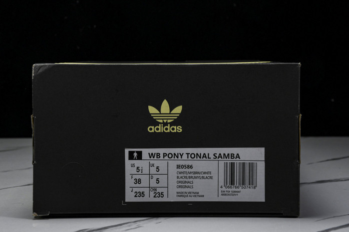 ad low-top sneaker gazelle indoor ie0586