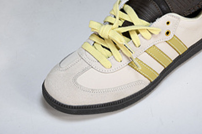 ad low-top sneaker gazelle indoor id2017