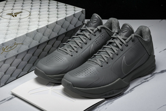 nike kobe 5 black mamba collection fade to black 869454-006