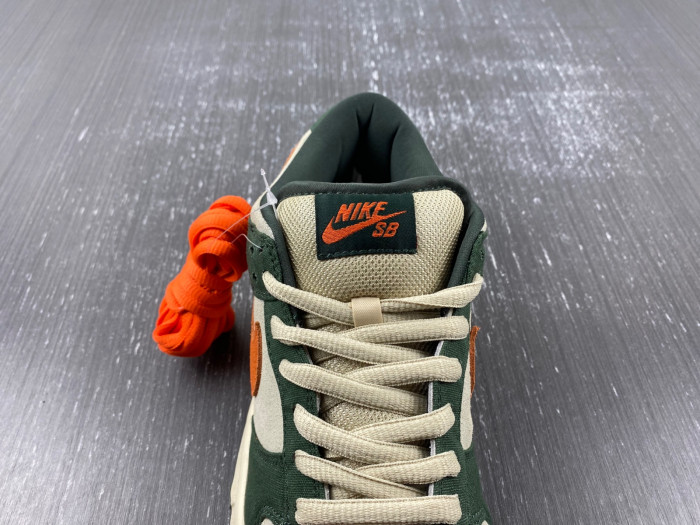 nike sb dunk low eire 304292-185