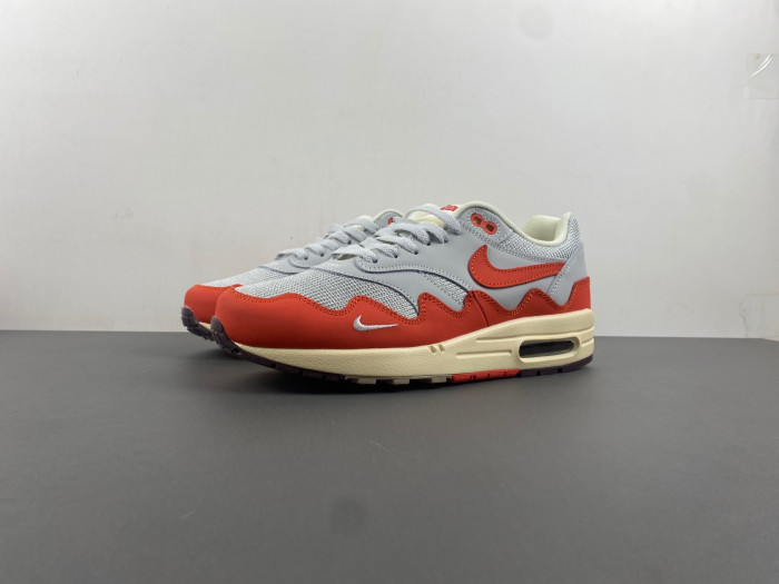 nike patta x air max 1 ''monarch'' (with bracelet) dh1348-600