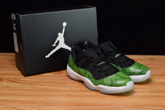 jordan 11 retro low green snakeskin - 528895-033