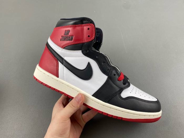 air jordan 1 high og “black toe reimagined” dz5485-106
