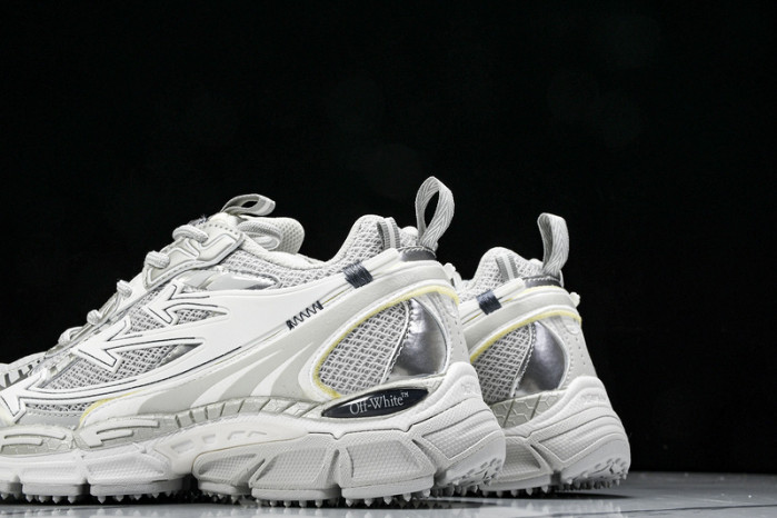 of be right back sneakers ob4