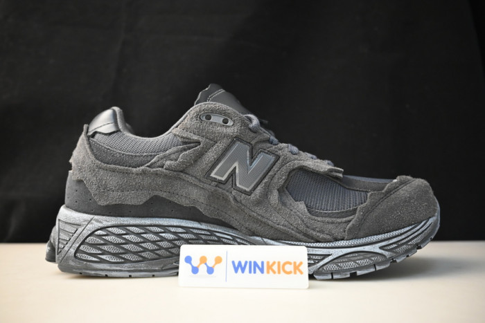 new balance 2002r protection pack phantom m2002rdb