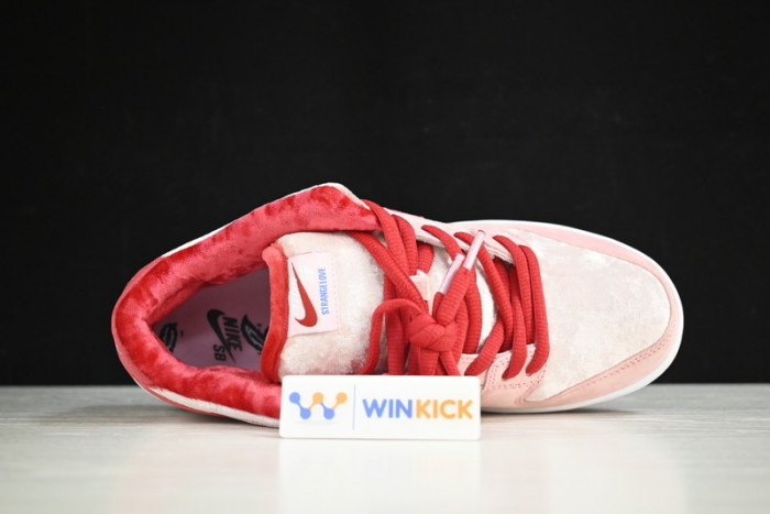 nike sb dunk low strangelove skateboards (special box) - ct2552-800