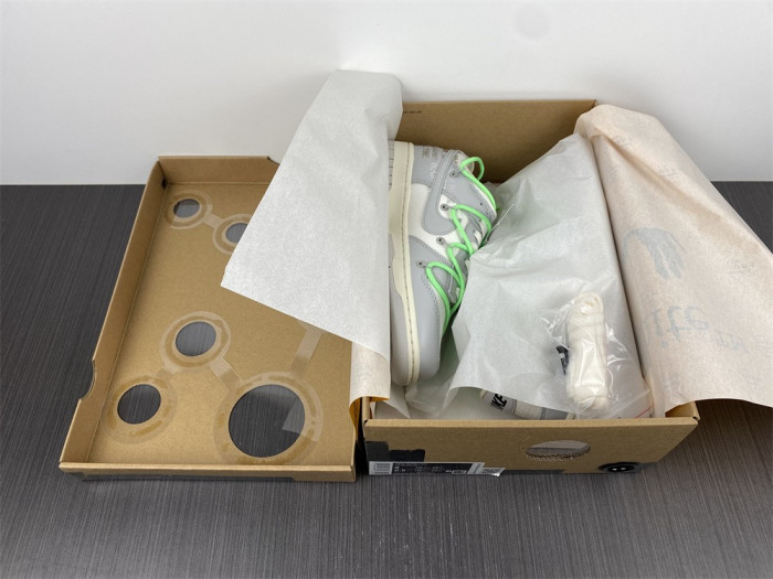 nike dunk low of lot 26 of 50 dm1602-116